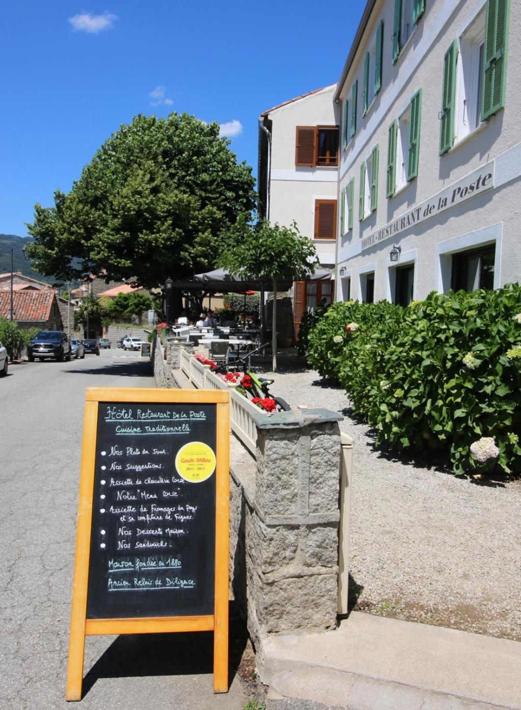 Hotel Restaurant de la Poste Aullene Exterior foto